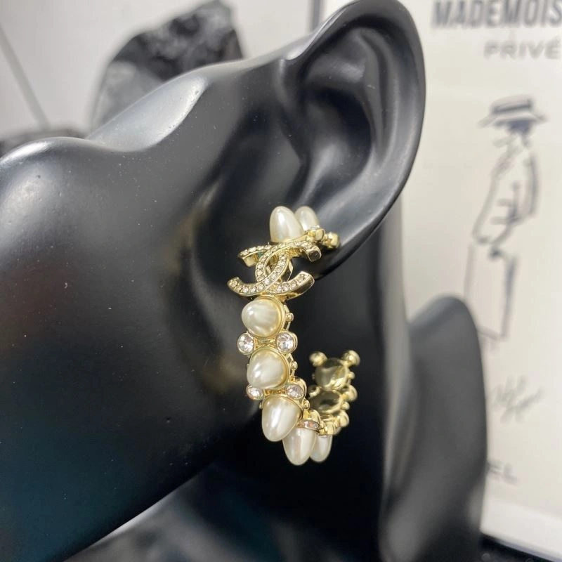 Chanel Earrings Resilient 231189