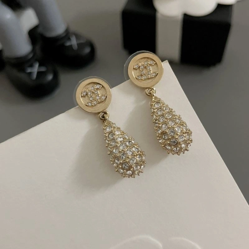 MultiPurpose Chanel Earrings 231193