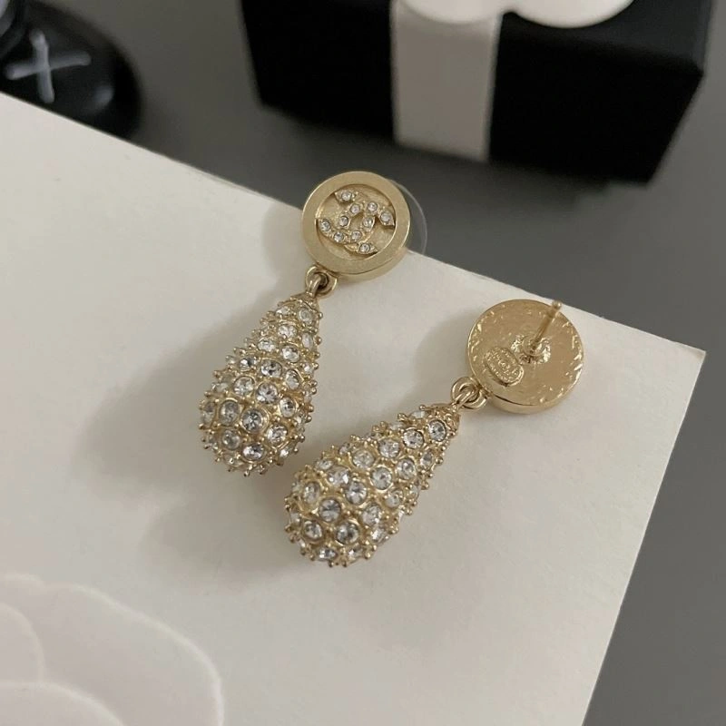 MultiPurpose Chanel Earrings 231193