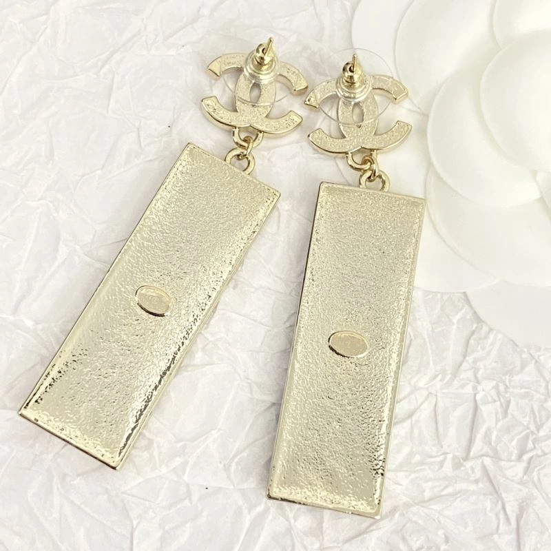 Breathable Chanel Earrings 231215