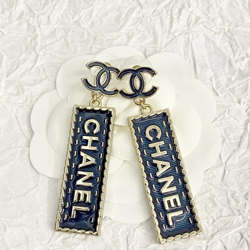 Breathable Chanel Earrings 231215