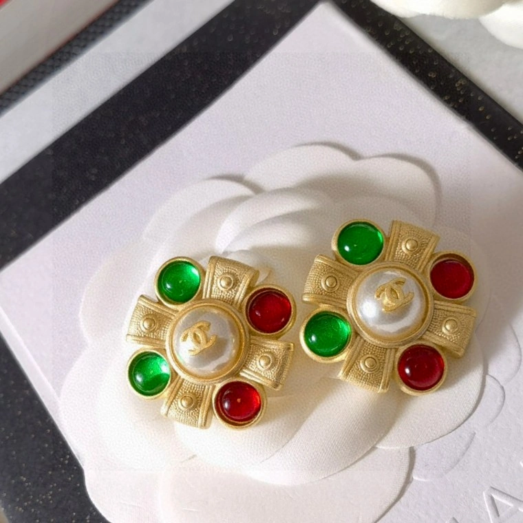 Durable Chanel Earrings 231218