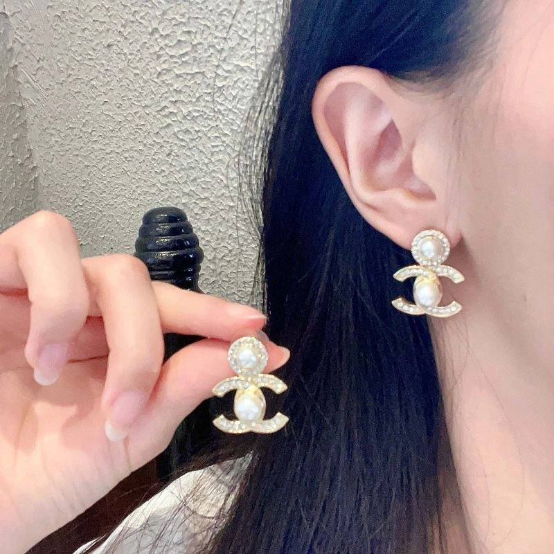 Chanel Earrings Stylish 231205
