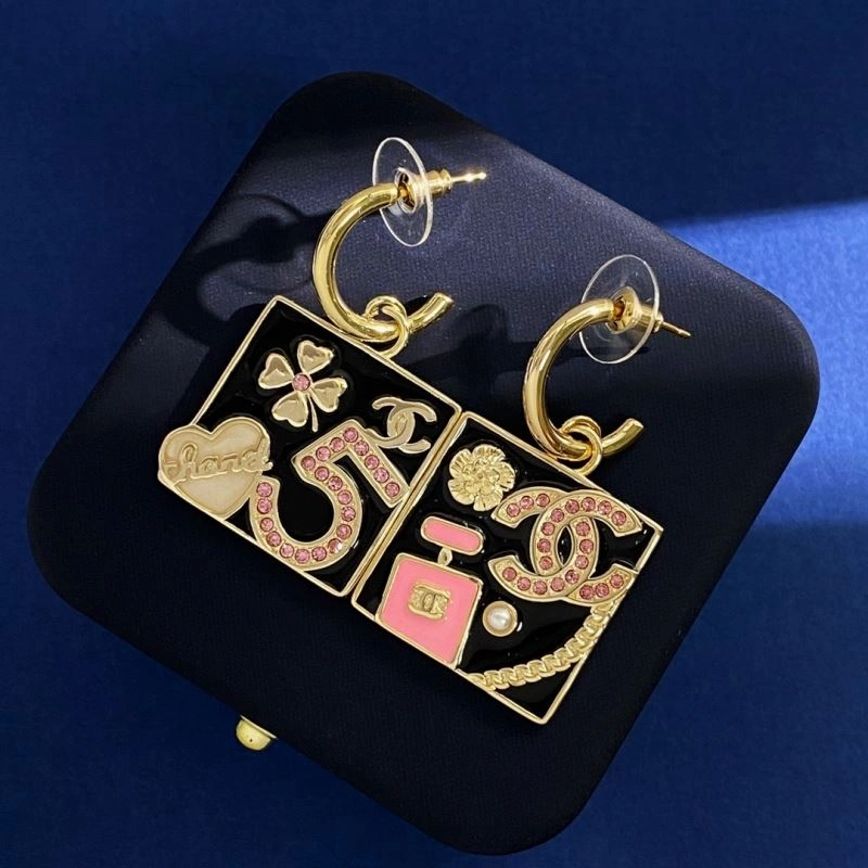 HighPerformance Chanel Earrings 231183