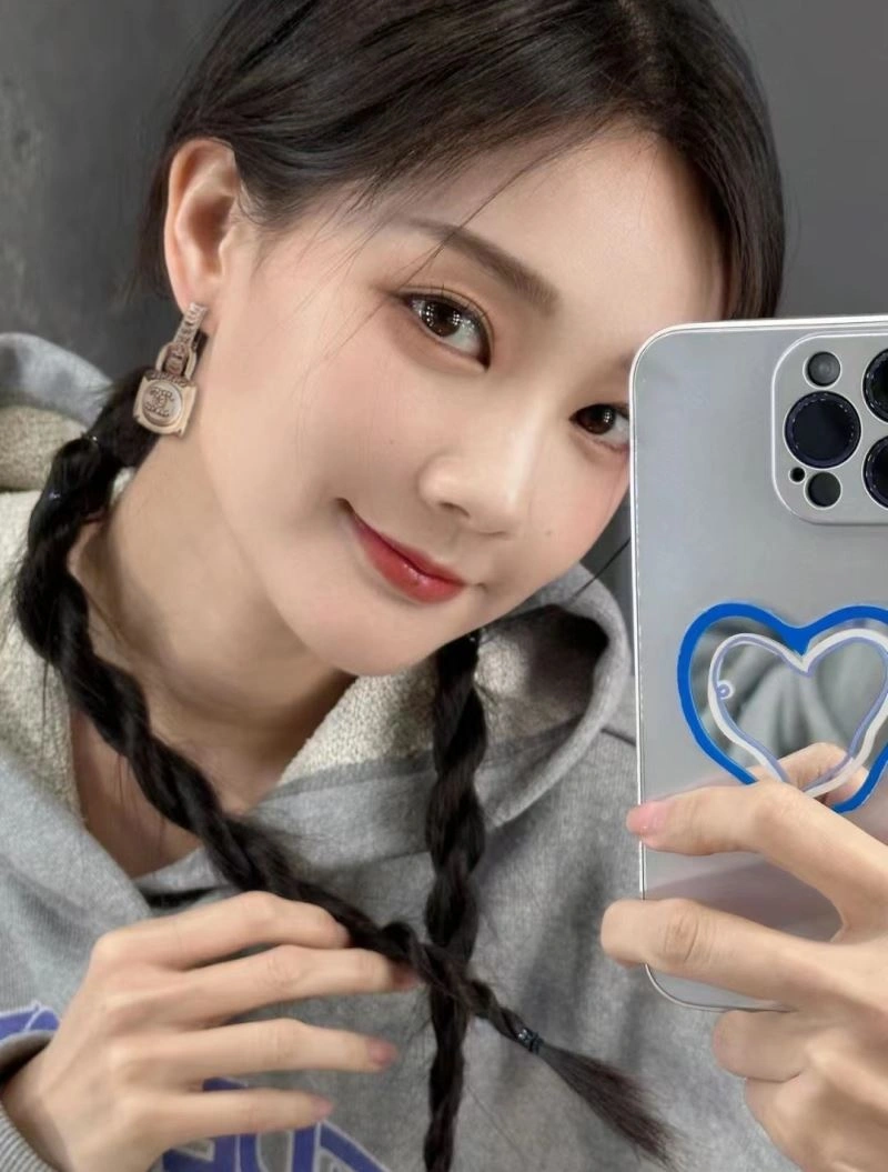 EyeCatching Chanel Earrings 231222