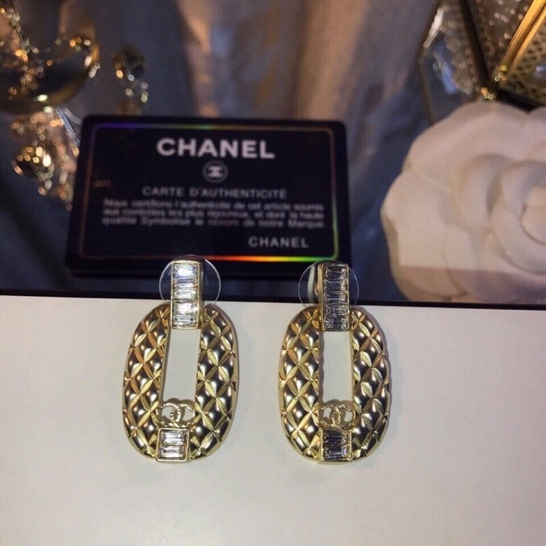 Chanel Earrings TimelessDesign 231192