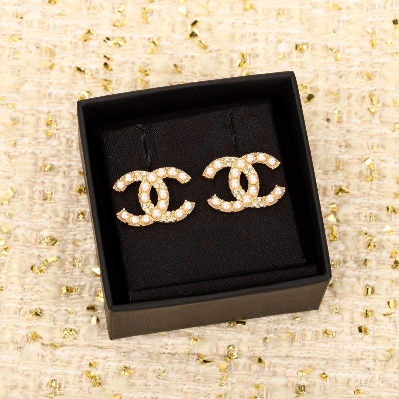 WaterResistant Chanel Earrings 231164