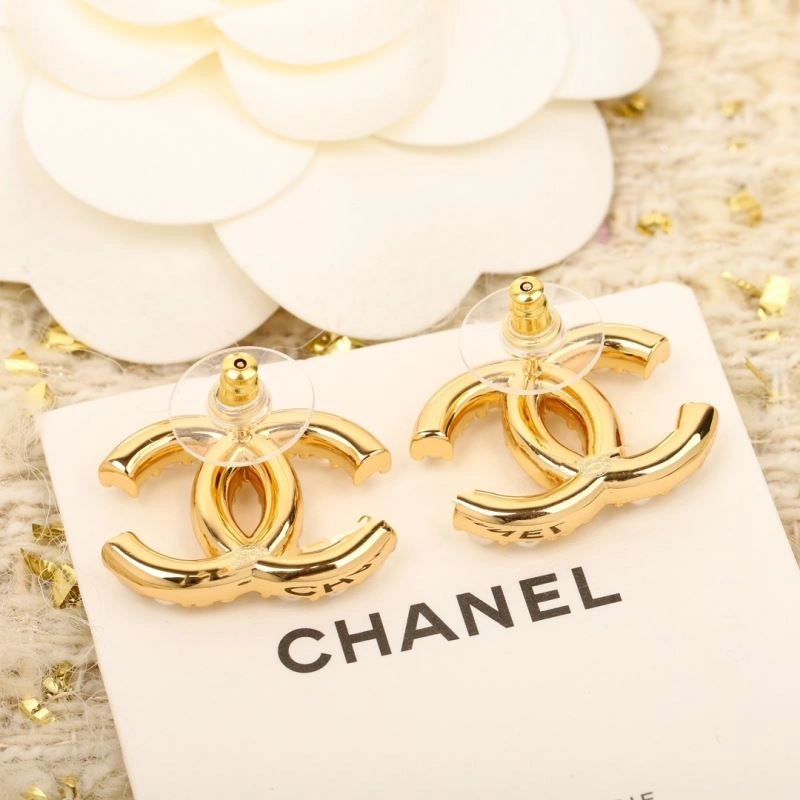 WaterResistant Chanel Earrings 231164