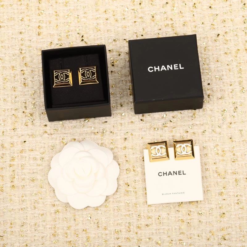Chanel Earrings MultiPurpose 231194