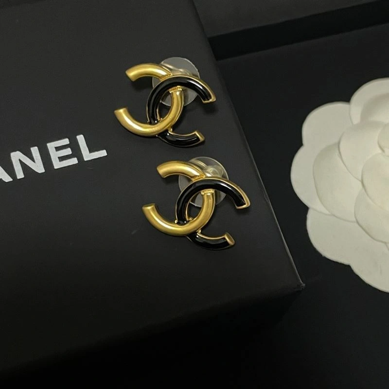 Supportive Chanel Earrings 231158