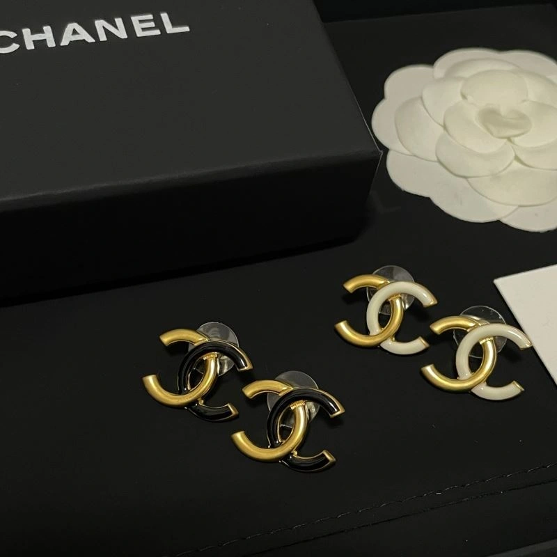 Supportive Chanel Earrings 231158