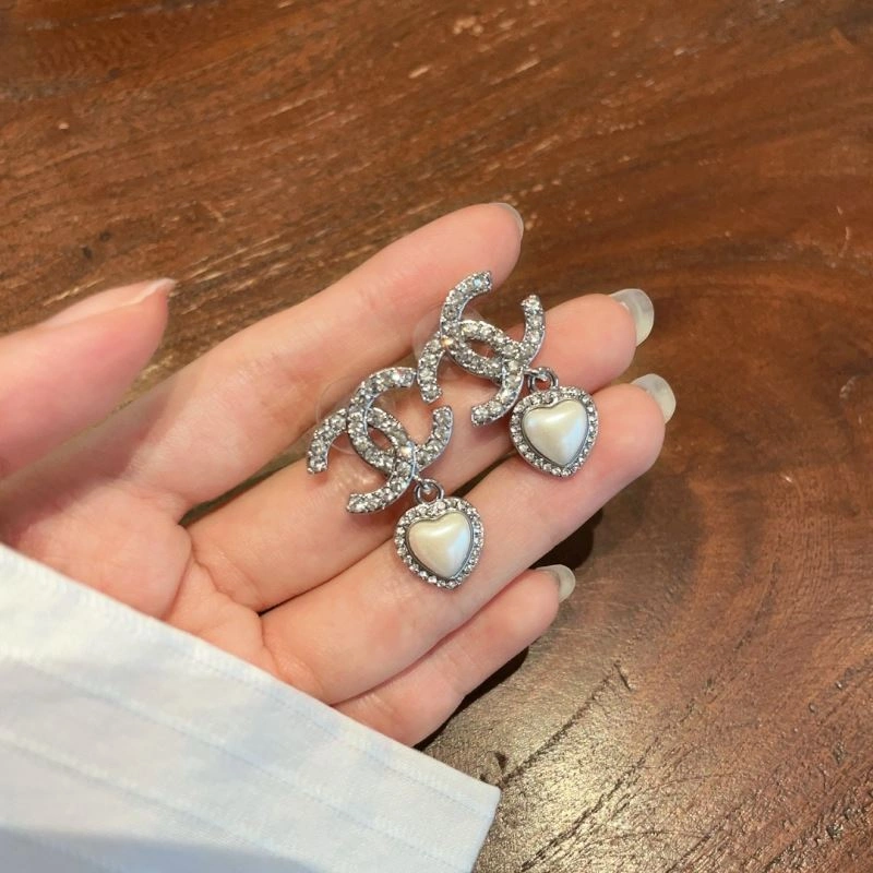 Chanel Earrings Efficient 231130