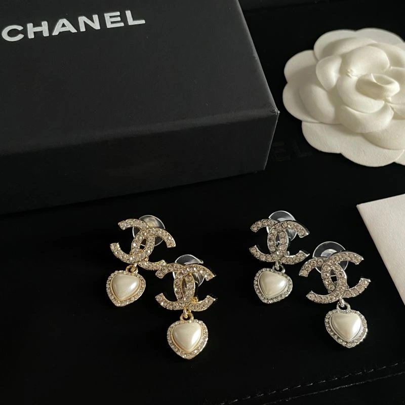 Chanel Earrings Efficient 231130