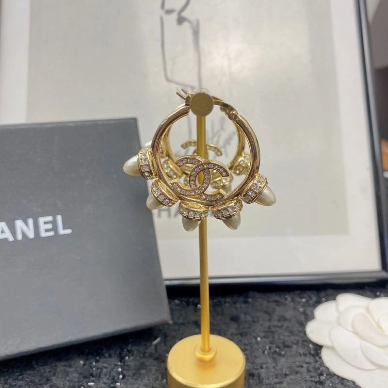 SoftTouch Chanel Earrings 231127