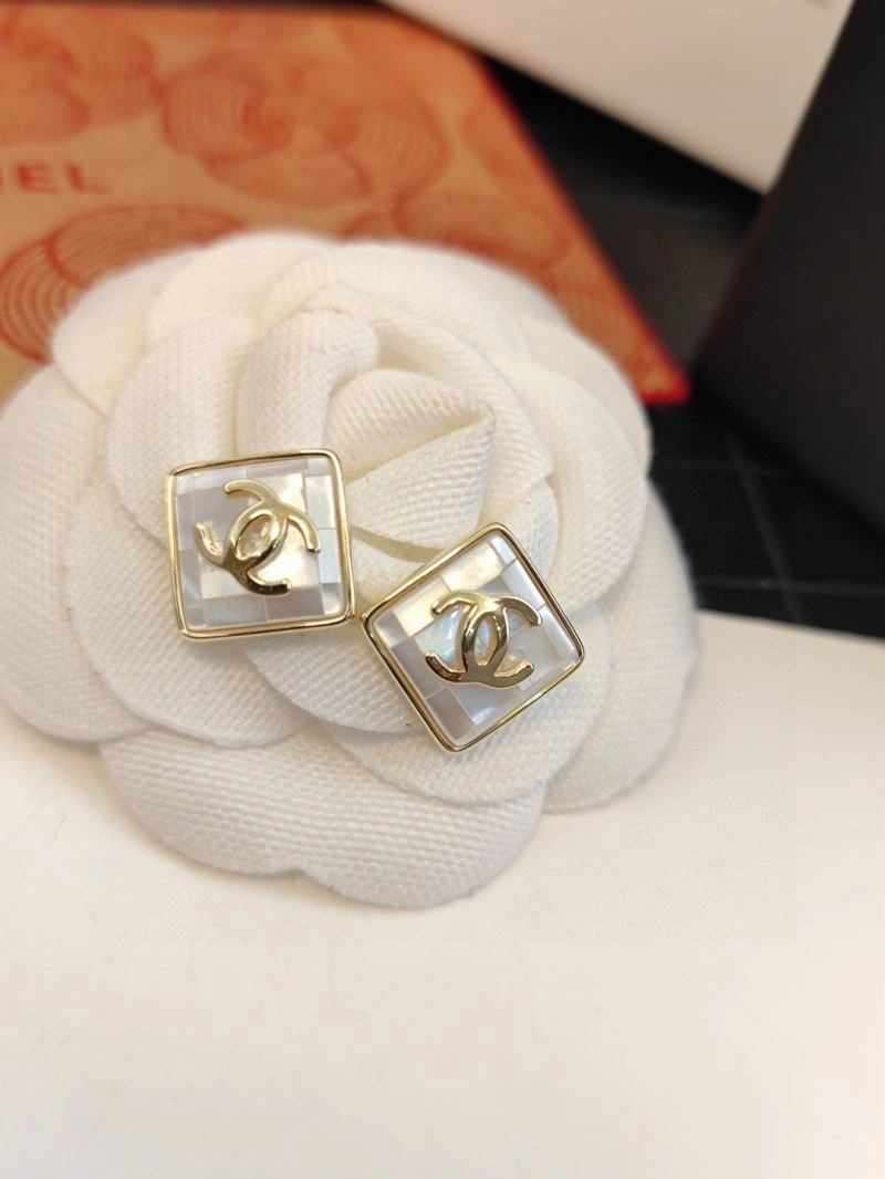 Lightweight Chanel Earrings 231126