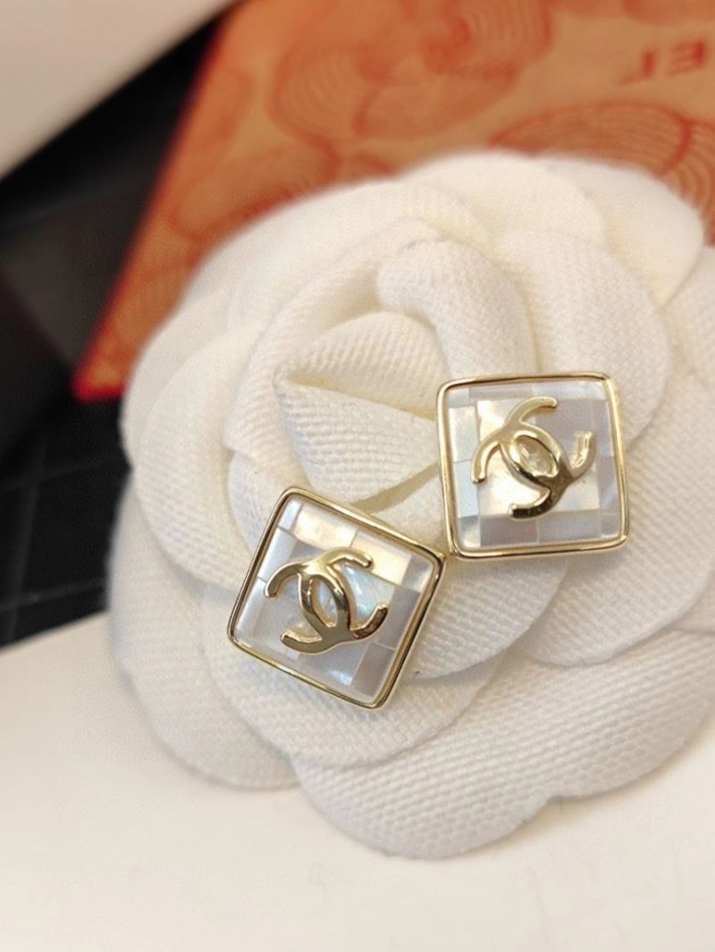 Lightweight Chanel Earrings 231126