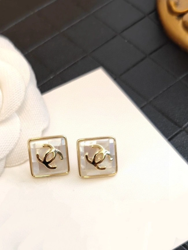 Lightweight Chanel Earrings 231126