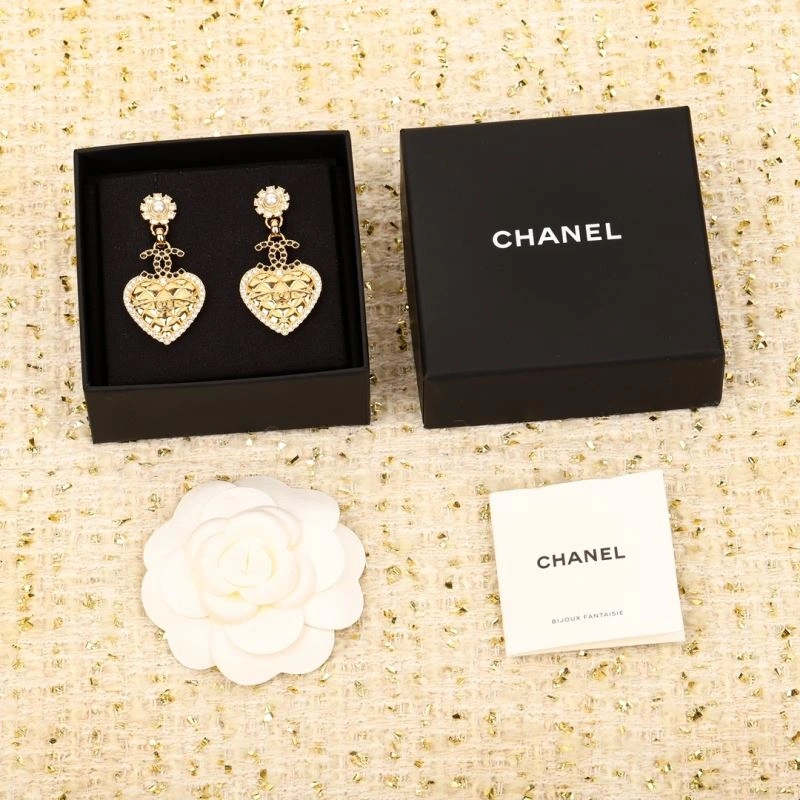 Effortless Chanel Earrings 231110