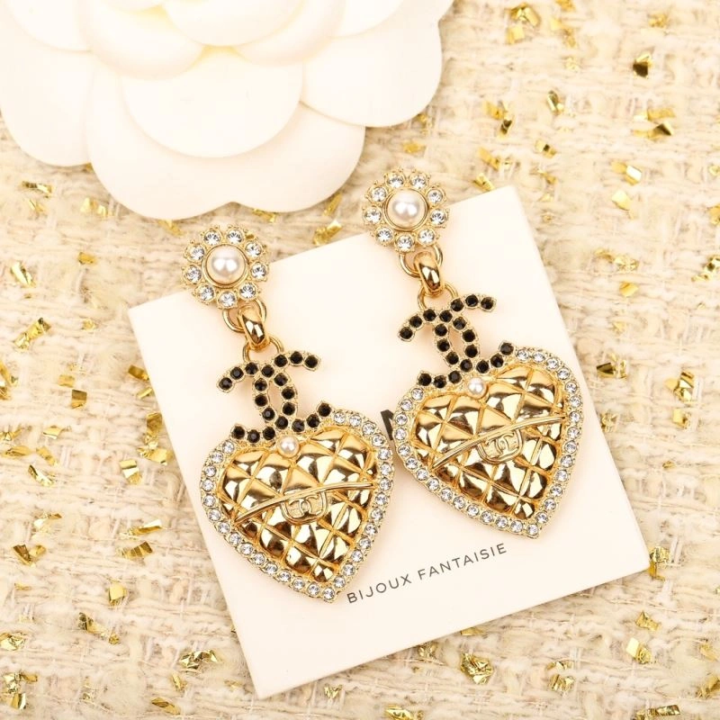 Effortless Chanel Earrings 231110