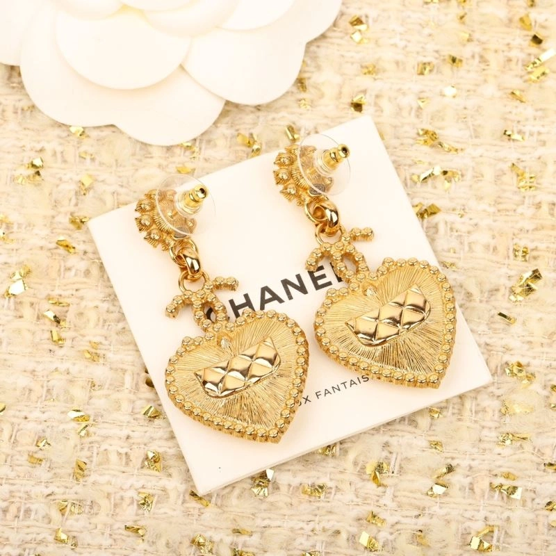 Effortless Chanel Earrings 231110
