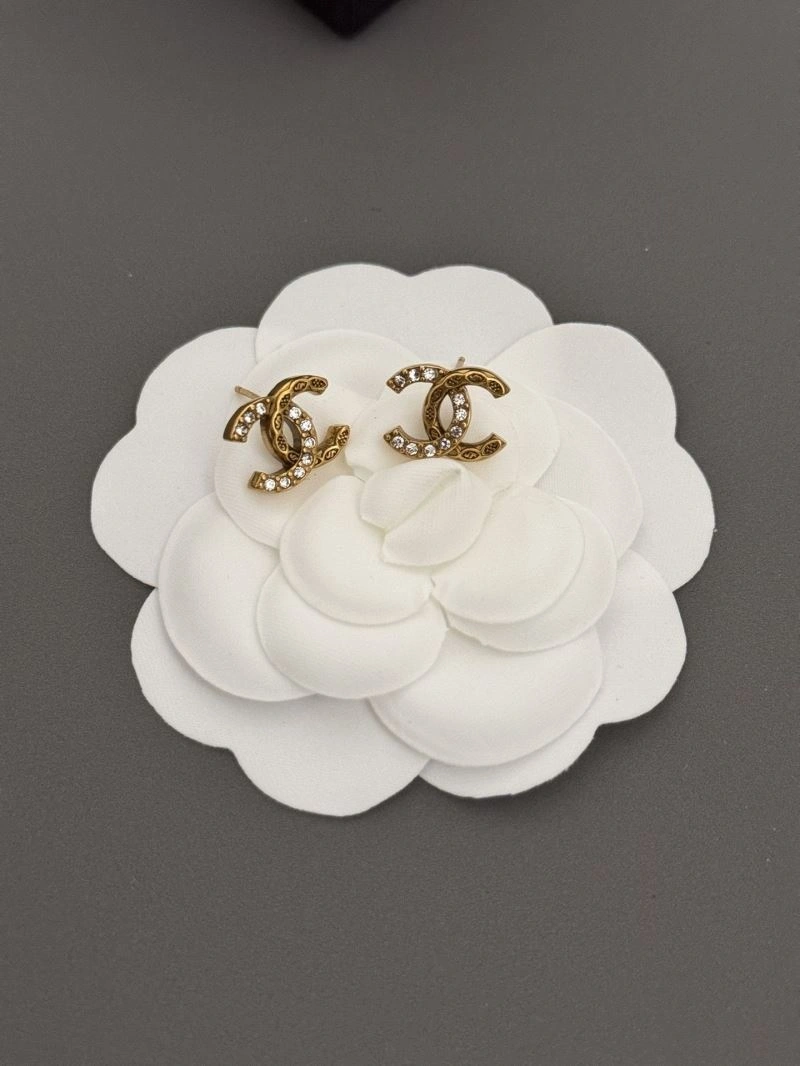 Comfortable Chanel Earrings 231103