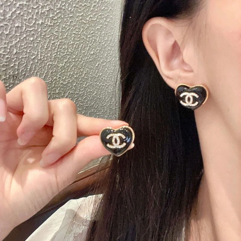 SmoothTexture Chanel Earrings 231092