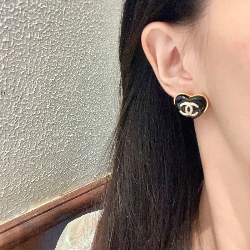 SmoothTexture Chanel Earrings 231092