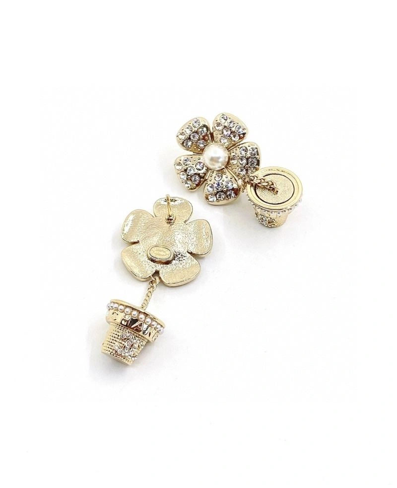Chanel Earrings Vibrant 231145