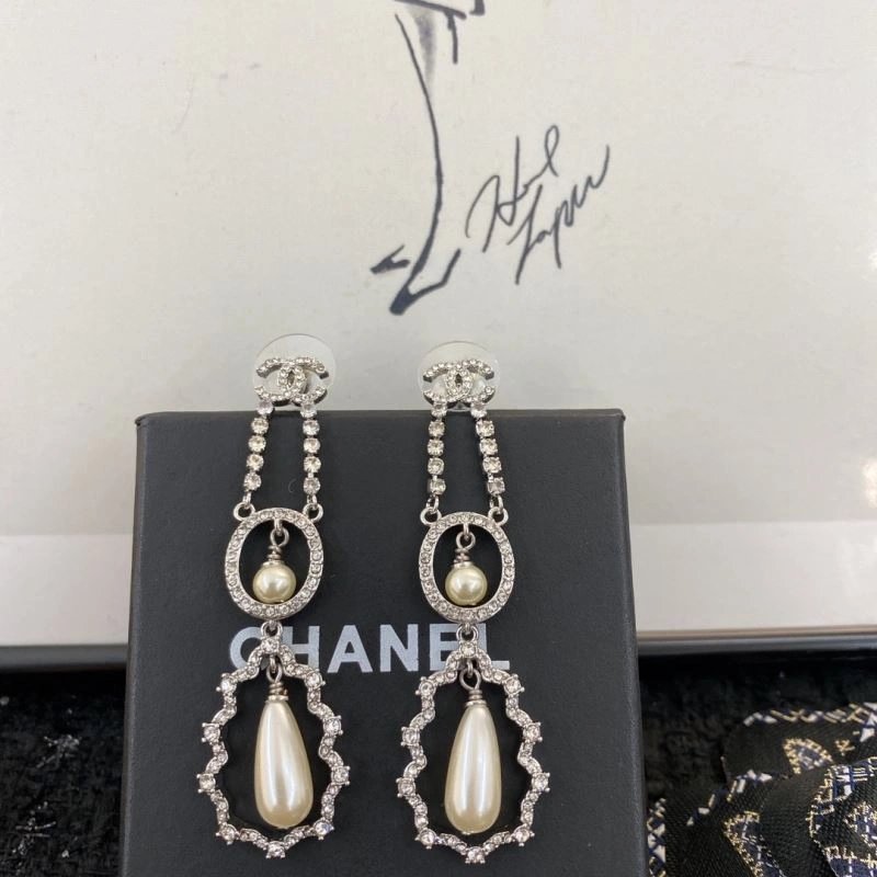 Chanel Earrings Colorful 231085