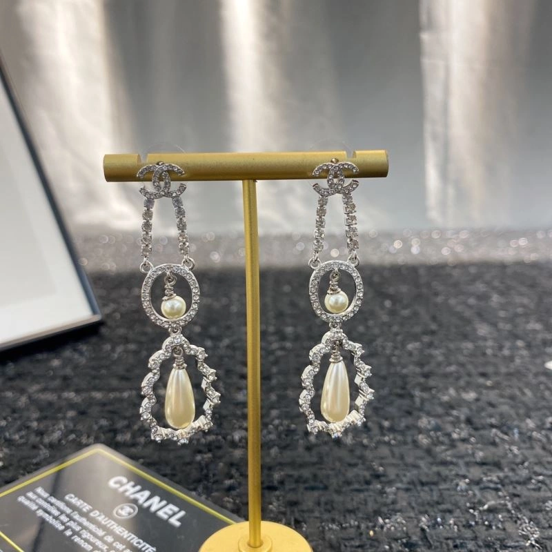 Chanel Earrings Colorful 231085