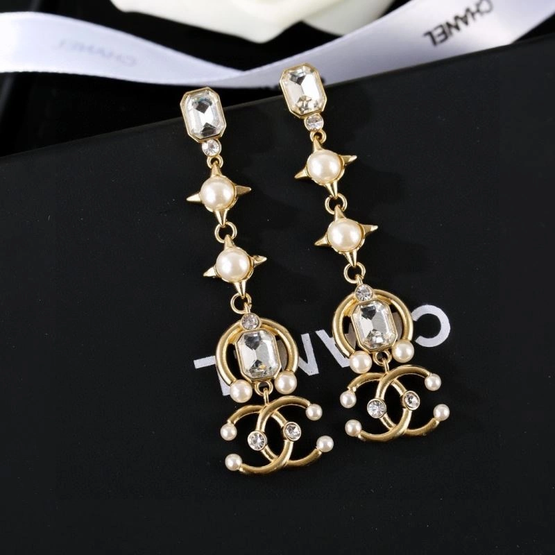 Trendy Chanel Earrings 231201