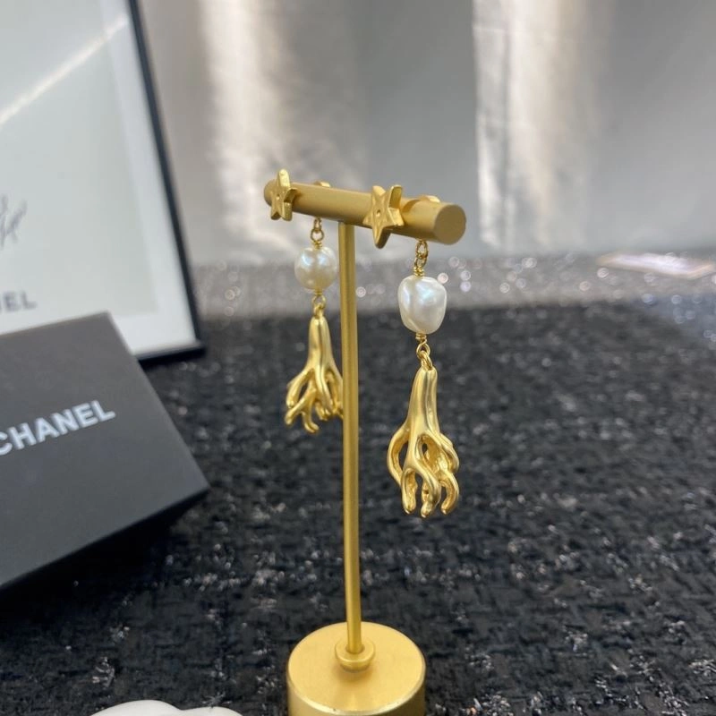 Versatile Chanel Earrings 231120
