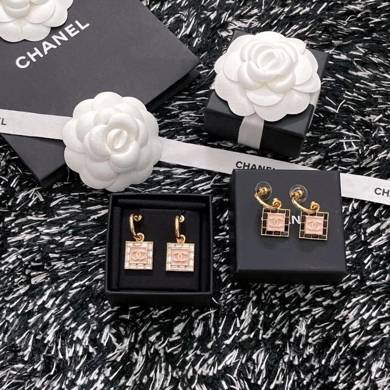WrinkleFree Chanel Earrings 231090