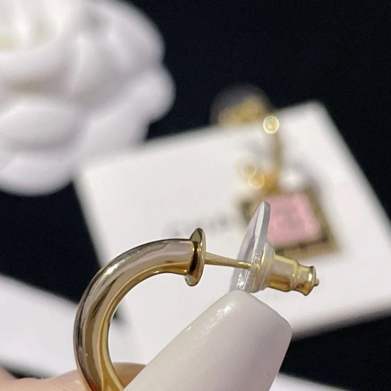 WrinkleFree Chanel Earrings 231090