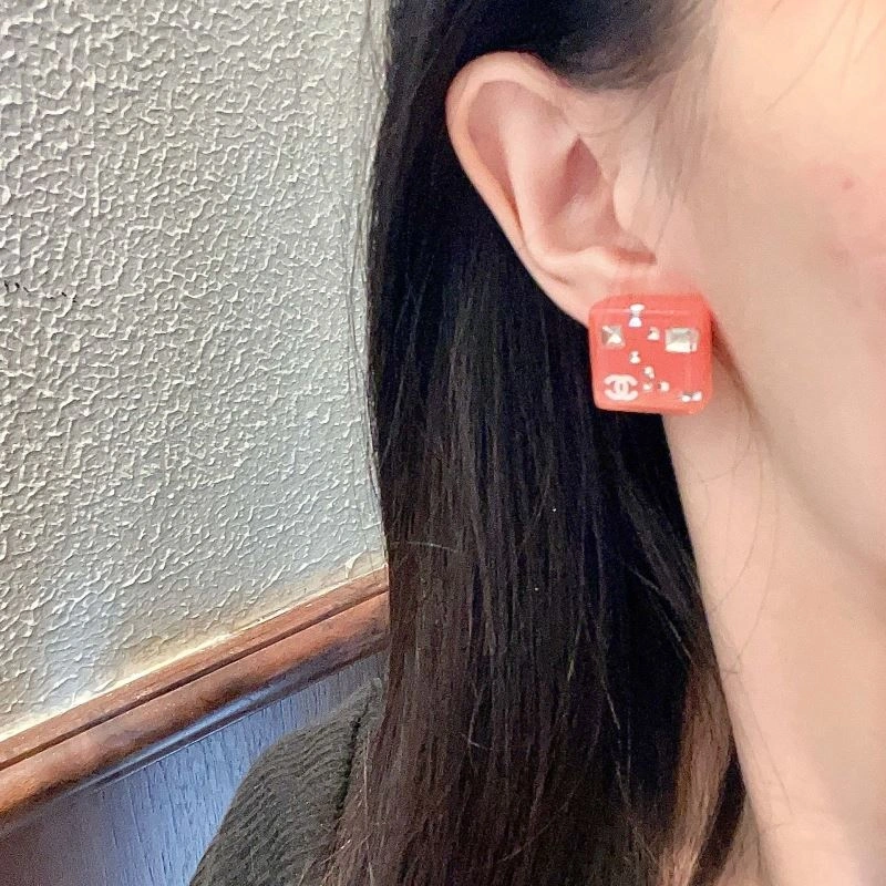 Chanel Earrings SmoothTexture 231074