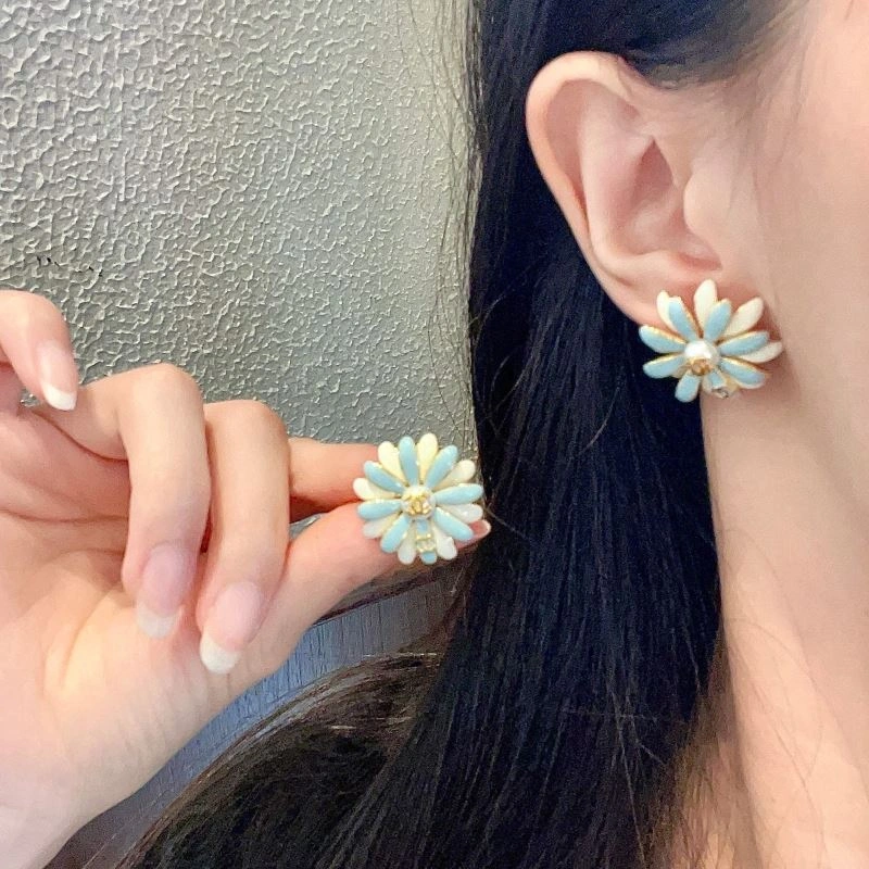 Chanel Earrings QuickDry 231061