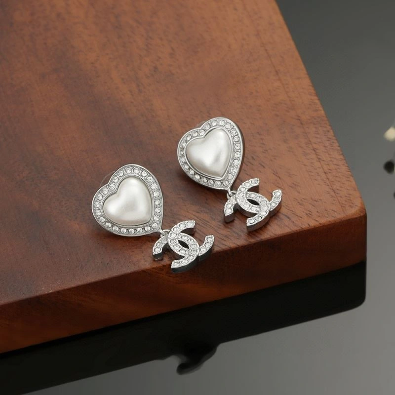 MultiPurpose Chanel Earrings 231116