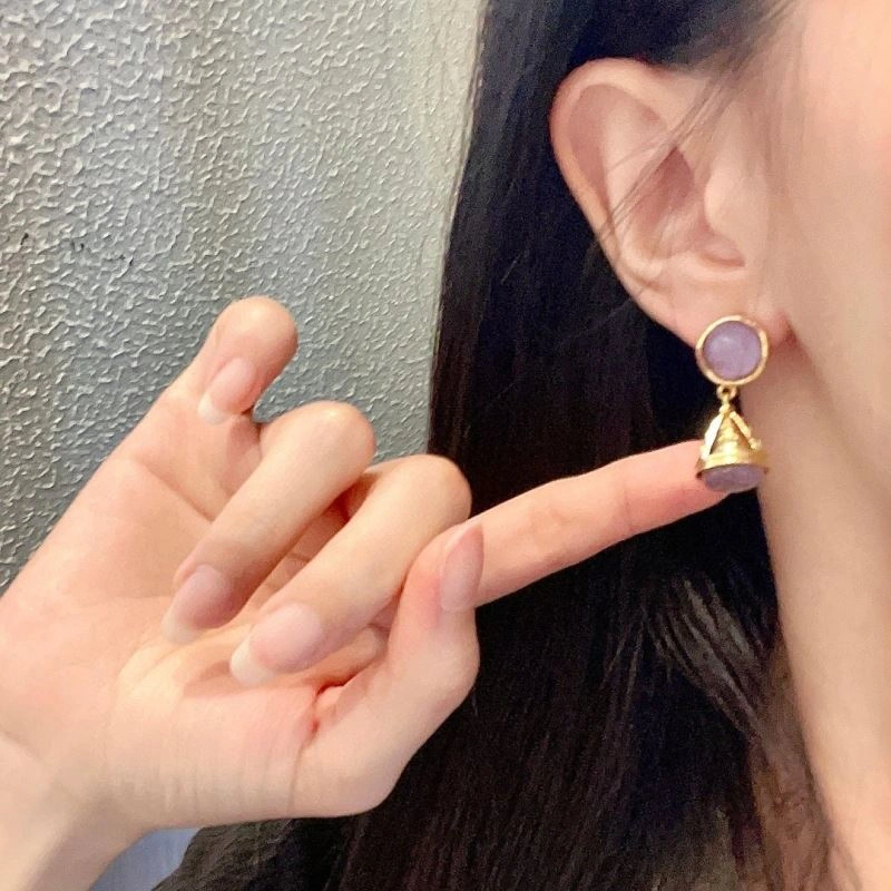 Sleek Chanel Earrings 231071