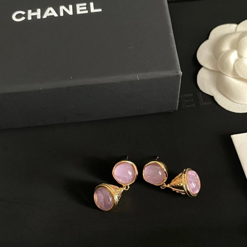 Sleek Chanel Earrings 231071