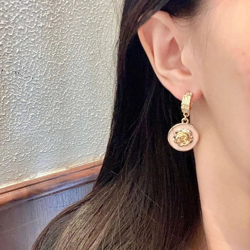 Chanel Earrings TechFriendly 231057
