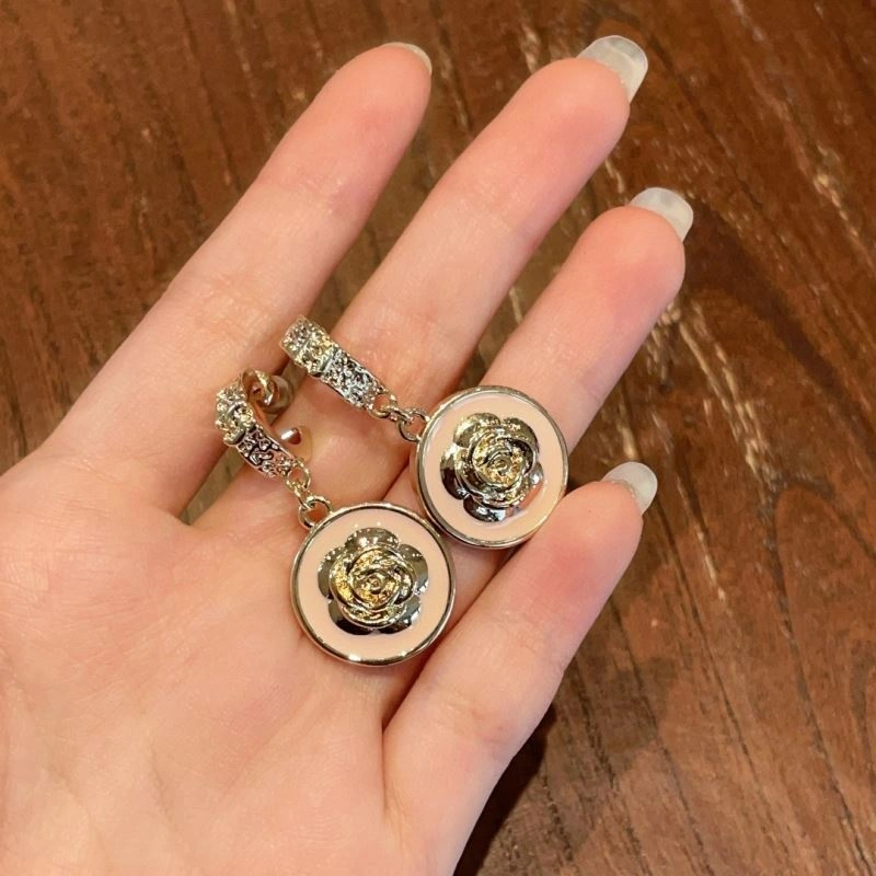 Chanel Earrings TechFriendly 231057
