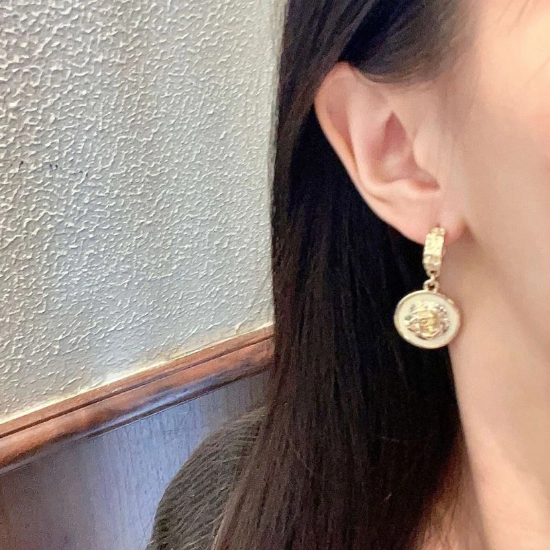 Chanel Earrings ModernLook 231089