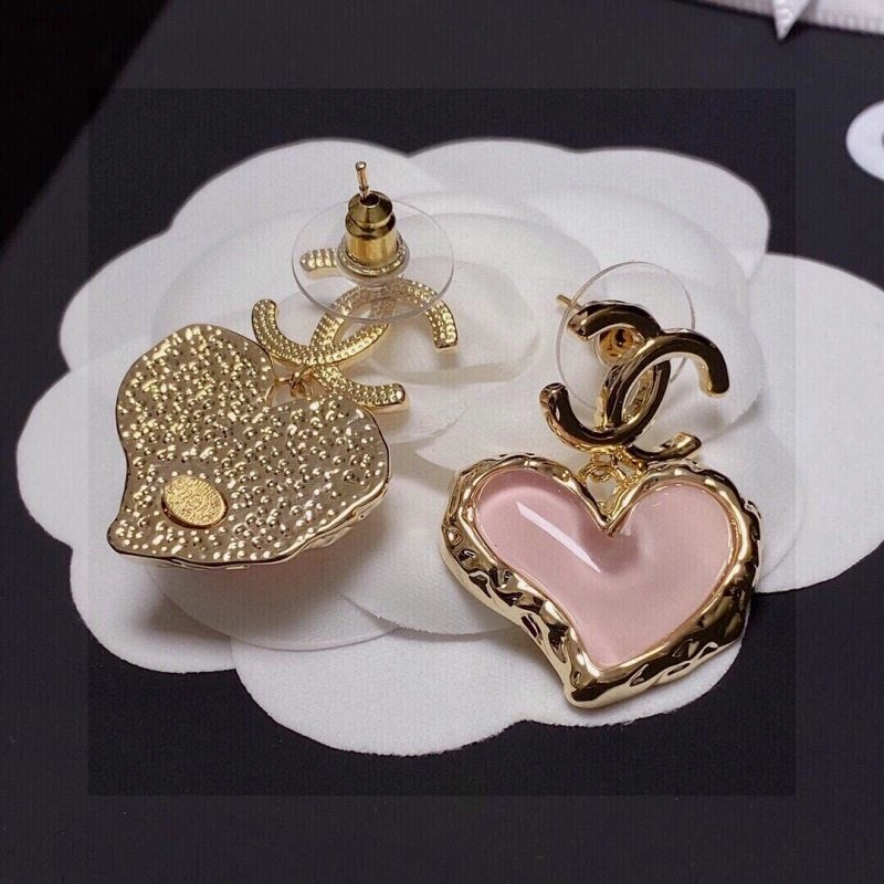 Chanel Earrings Sleek 231044