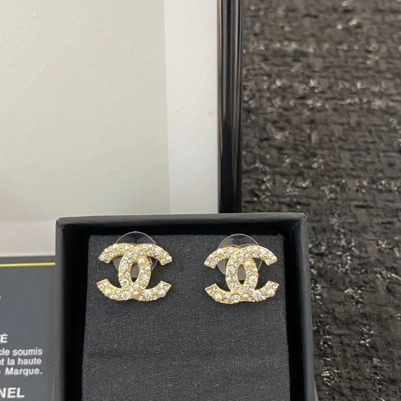 Chanel Earrings EasyCare 230742