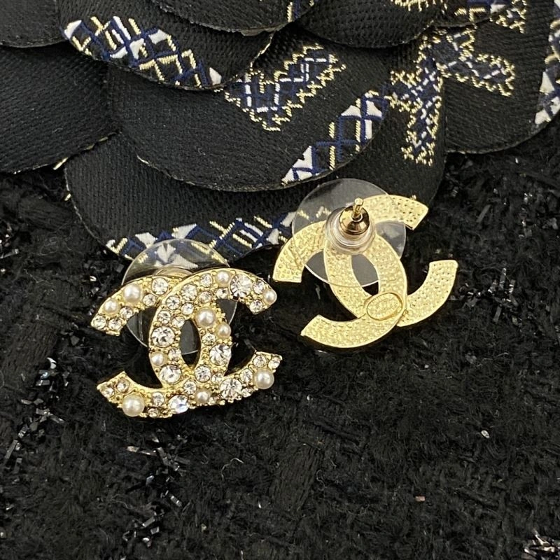 Chanel Earrings EasyCare 230742