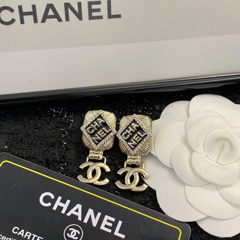 MoistureWicking Chanel Earrings 230811