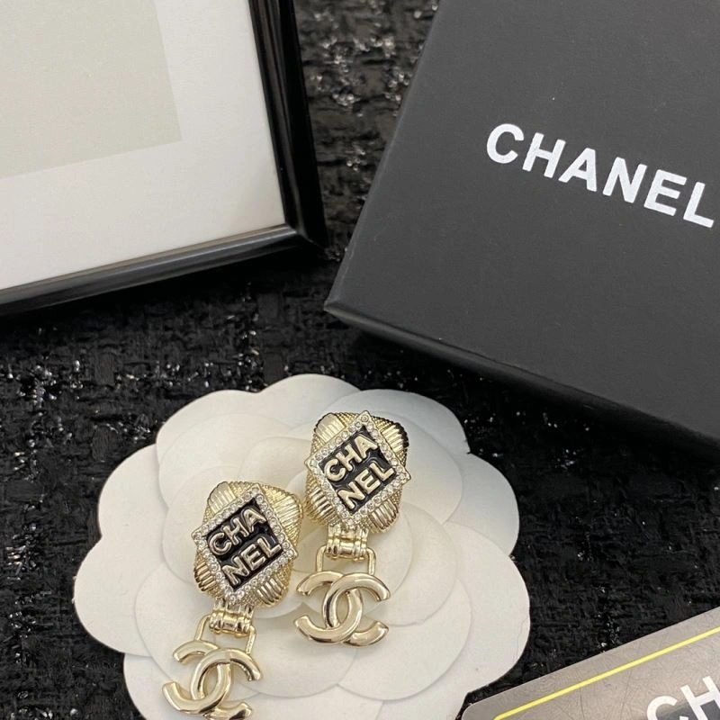 MoistureWicking Chanel Earrings 230811
