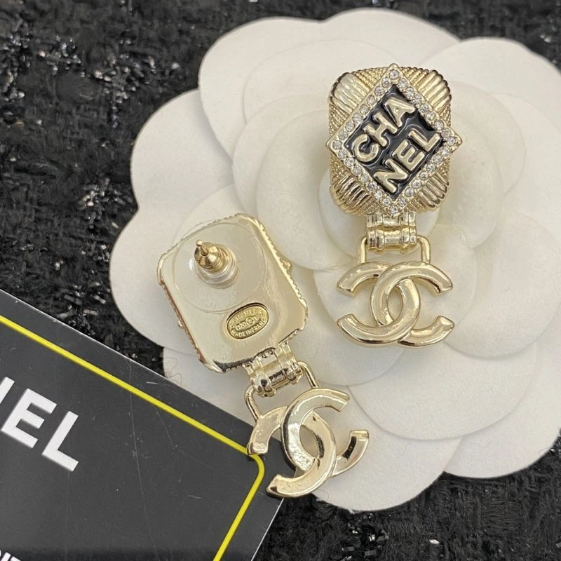 MoistureWicking Chanel Earrings 230811