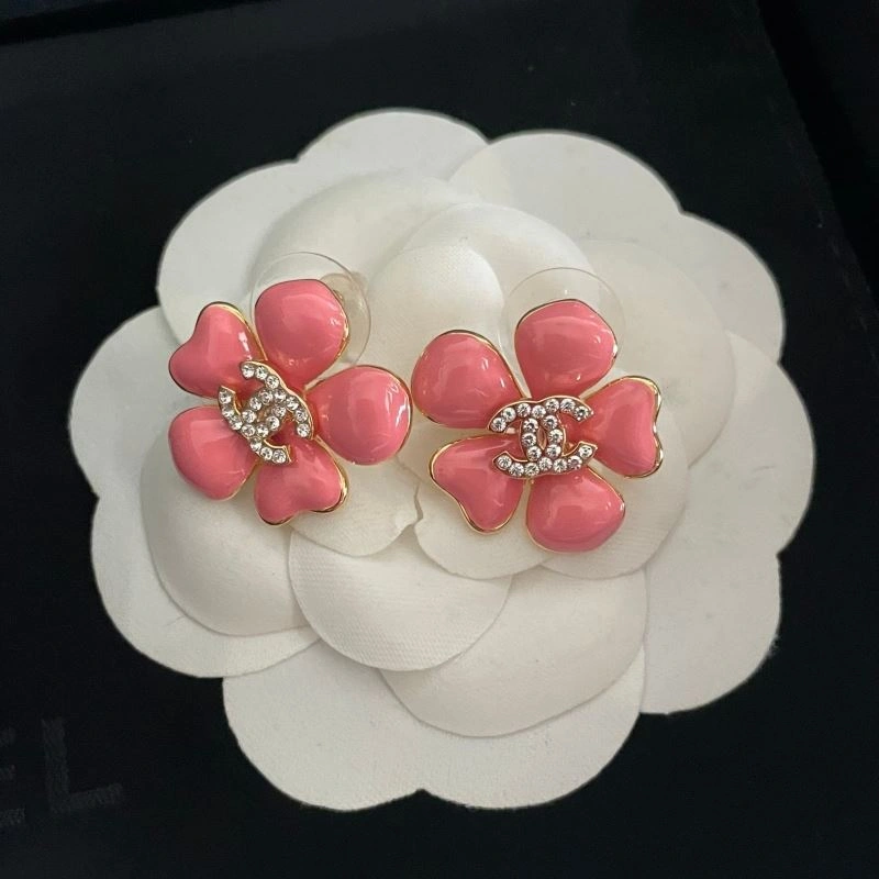 RelaxedFit Chanel Earrings 230717