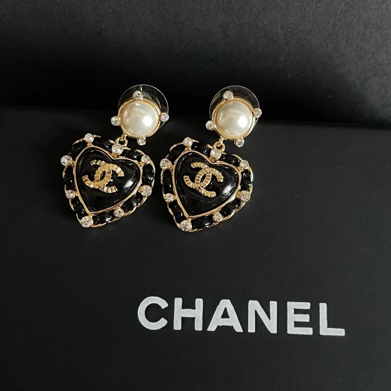 Chanel Earrings SmoothTexture 230729
